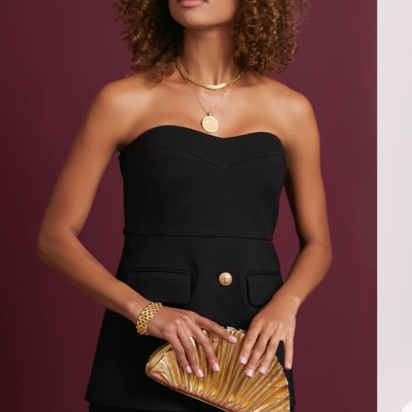 Noir Marnie Top
TUCKERNUCK - Picture 2 of 13